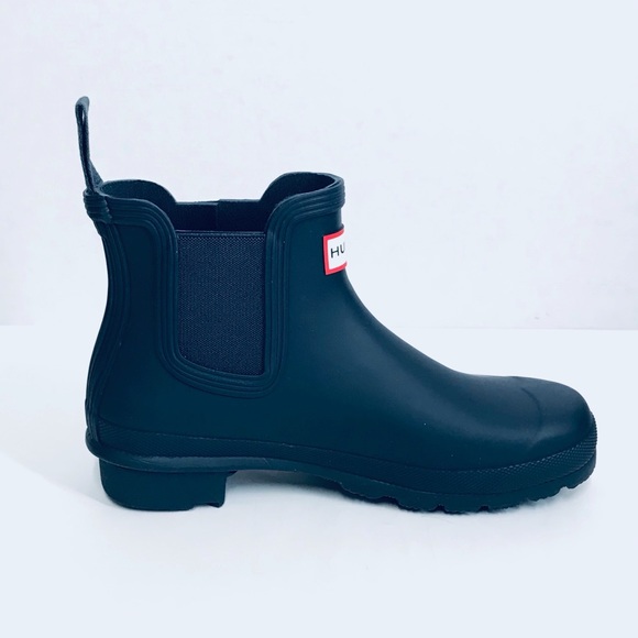 NEW- Hunter Women’s Chelsea Short Rain Boots - Picture 3 of 12
